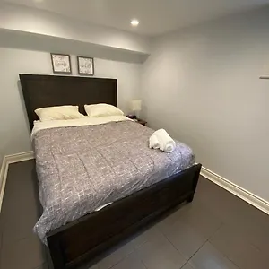 Hotel Yonge And Finch Subway !u Spacious & Cozy Private Bdr With Shared Bathroom, Toronto